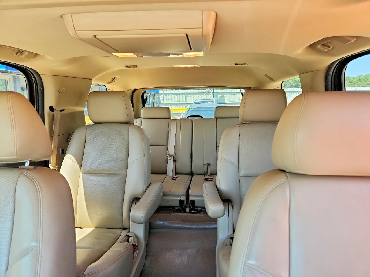 2014 GMC Yukon Denali - zdjęcie 10