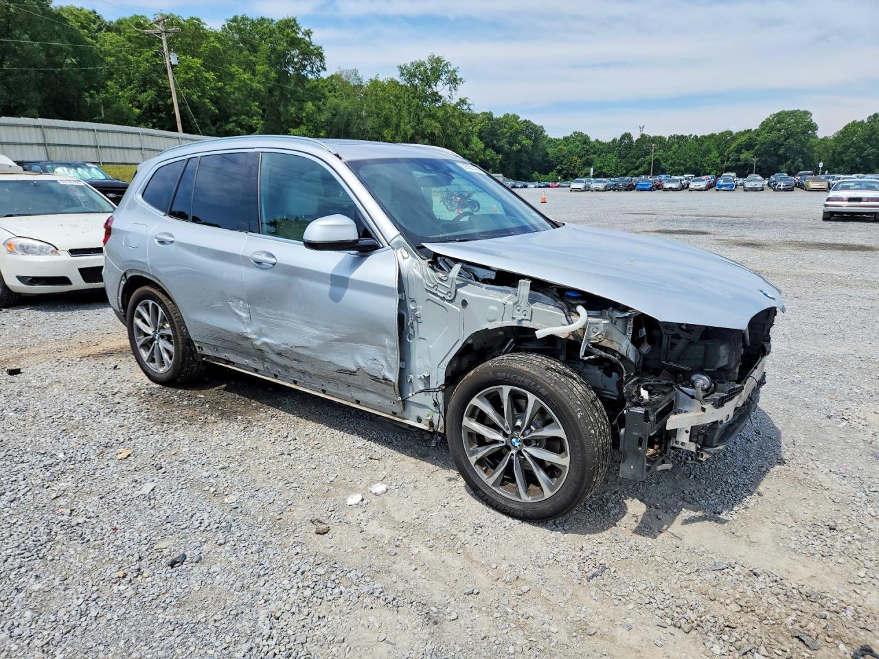 2019 BMW X3 xDrive30I - zdjęcie 4