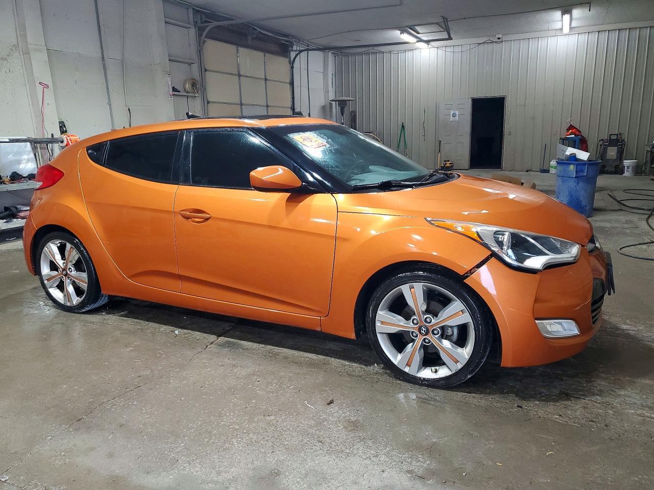 2016 Hyundai Veloster Base - zdjęcie 4