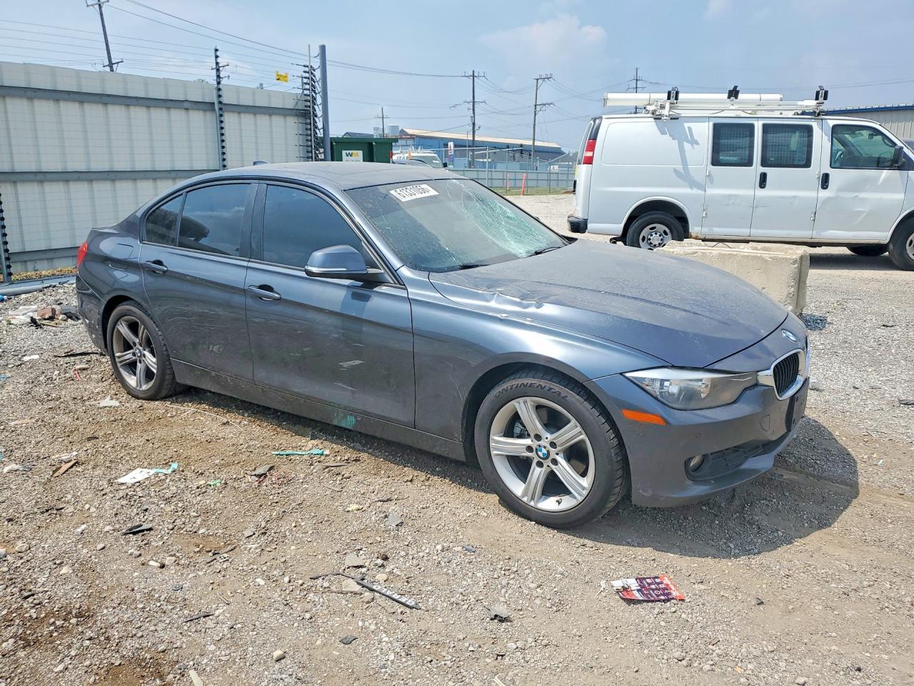 2015 BMW 320 I xDrive - zdjęcie 4
