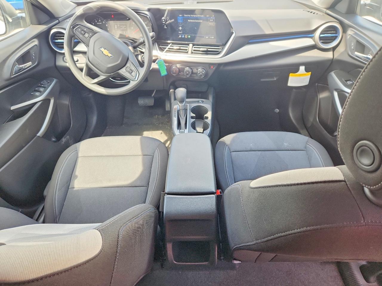 2026 Chevrolet Trax Ls - zdjęcie 8