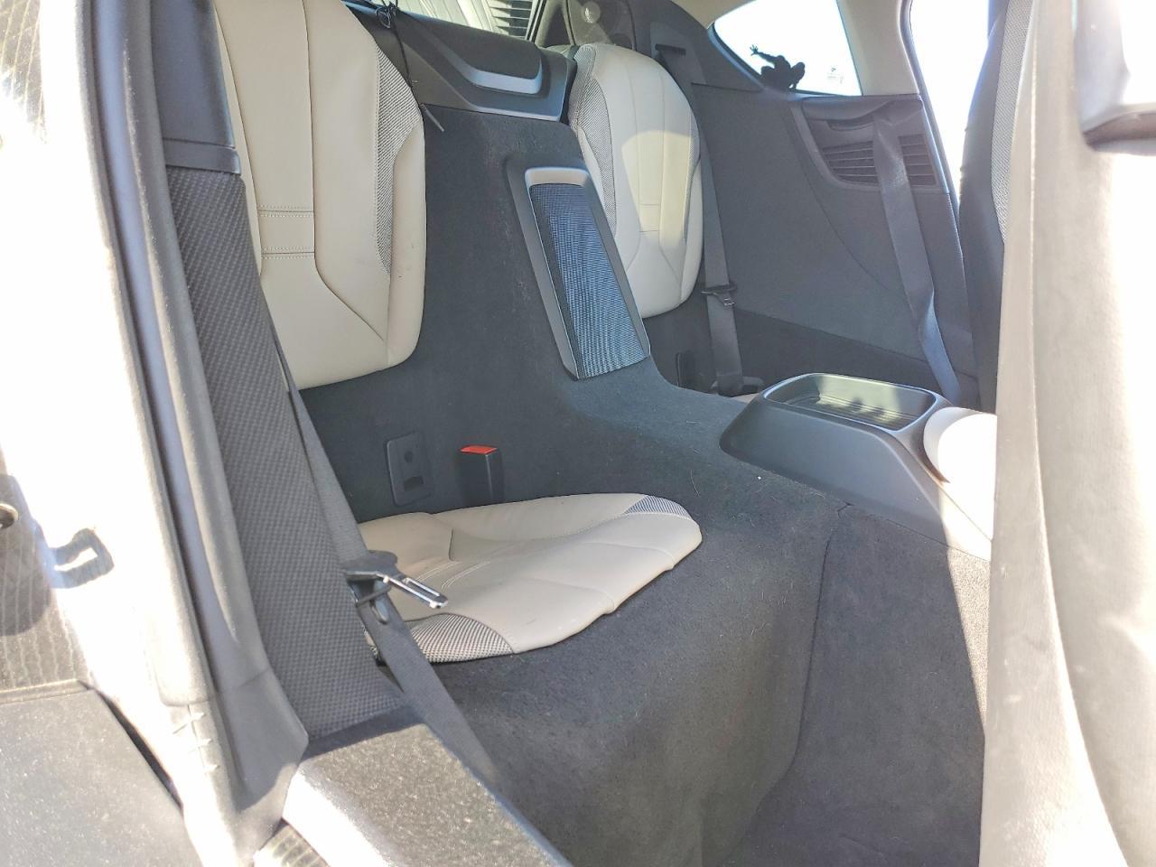 2016 BMW I8 - zdjęcie 10