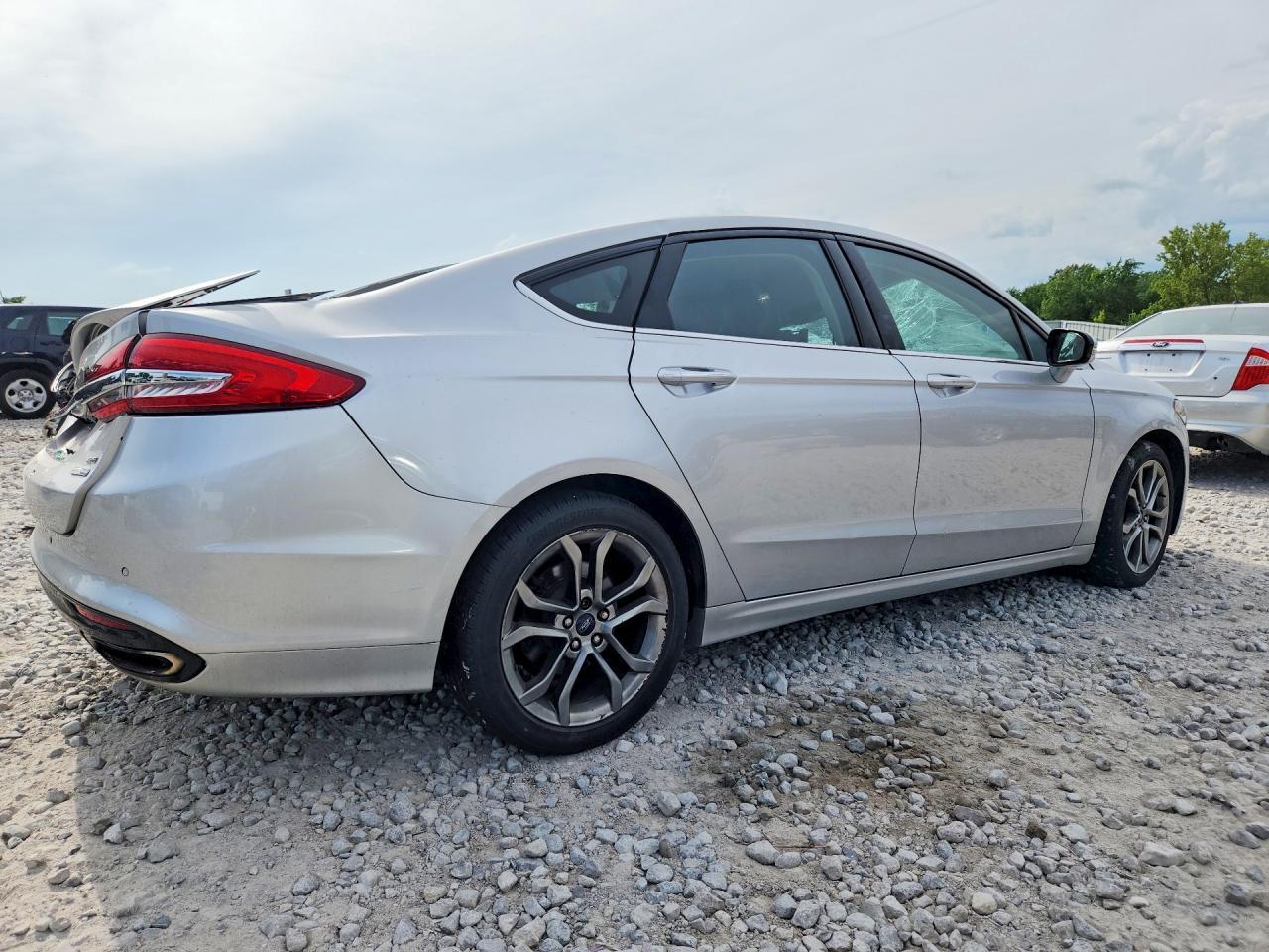 2017 Ford Fusion Se - zdjęcie 3