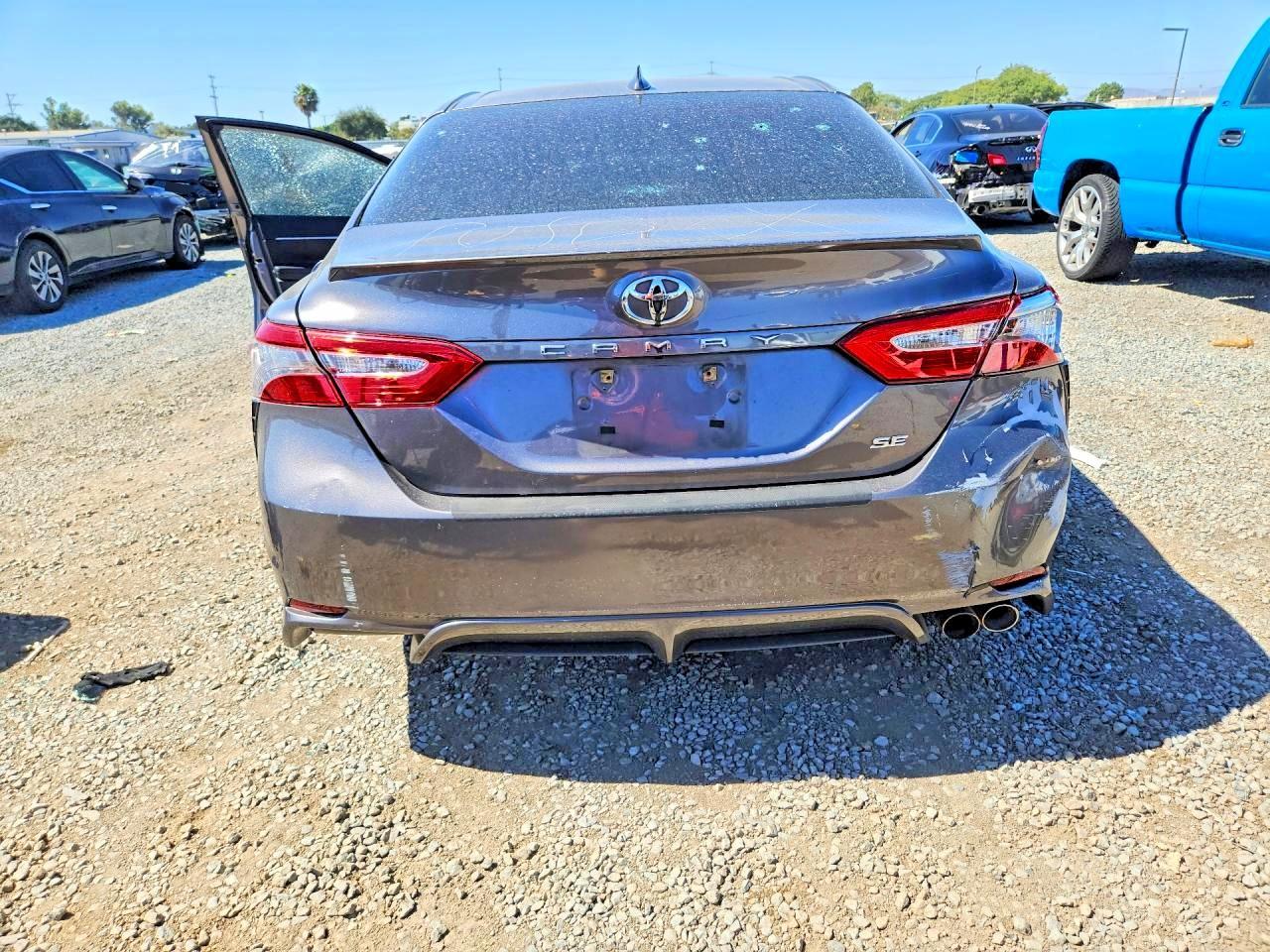 2019 Toyota Camry Se - zdjęcie 6