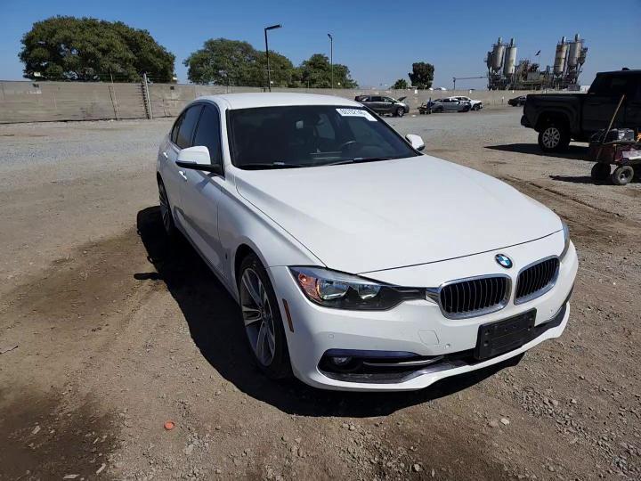 2017 BMW 330E - zdjęcie 13