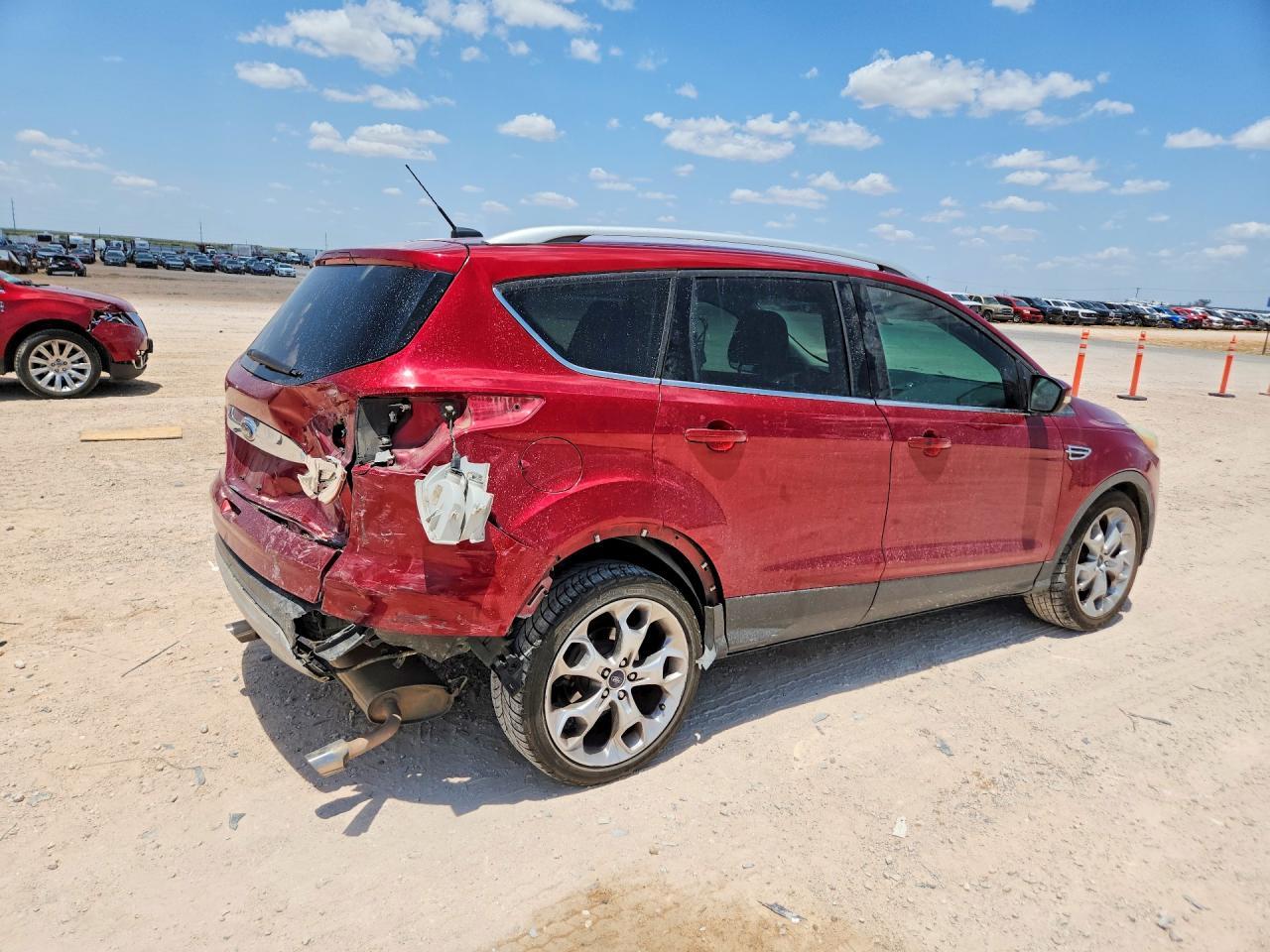 2015 Ford Escape Titanium - zdjęcie 3
