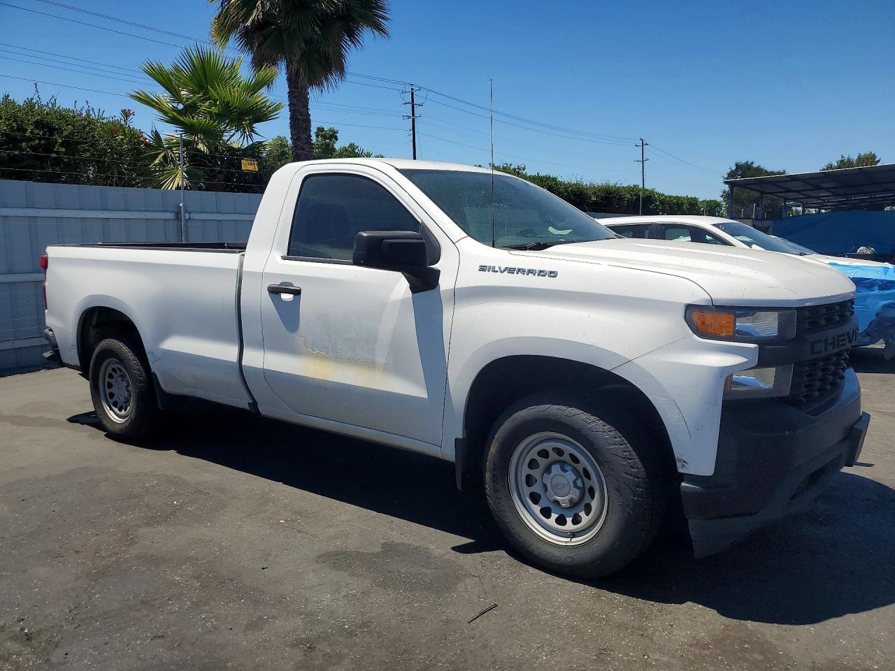 2019 Chevrolet Silverado C1500 - zdjęcie 4