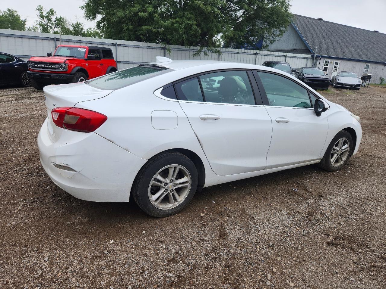 2016 Chevrolet Cruze Lt - zdjęcie 3