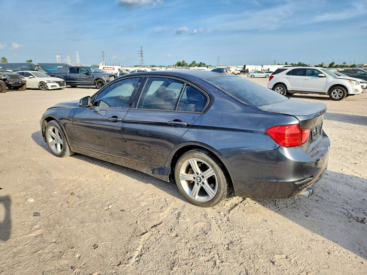 2013 BMW 328 I - zdjęcie 2