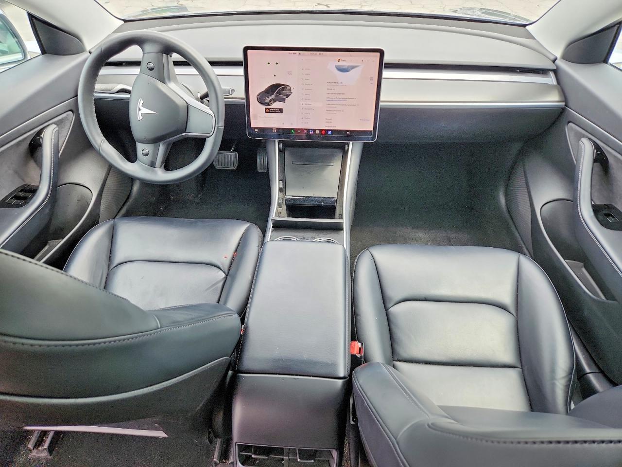 2020 Tesla Model 3 - zdjęcie 8