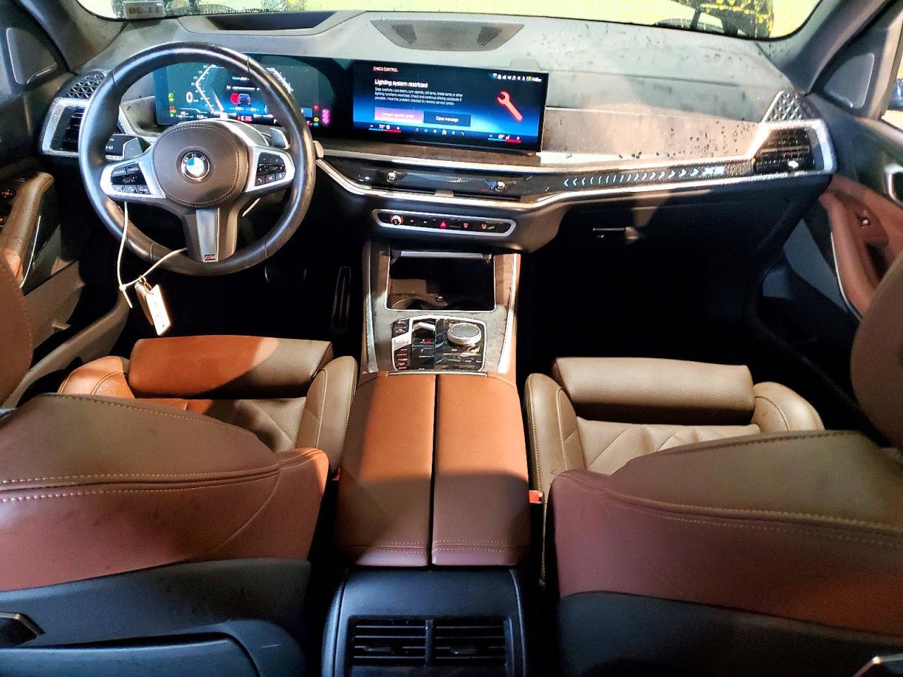 2025 BMW X5 xDrive40I - zdjęcie 8