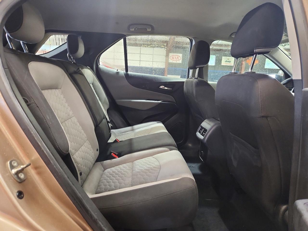 2018 Chevrolet Equinox Ls - zdjęcie 11