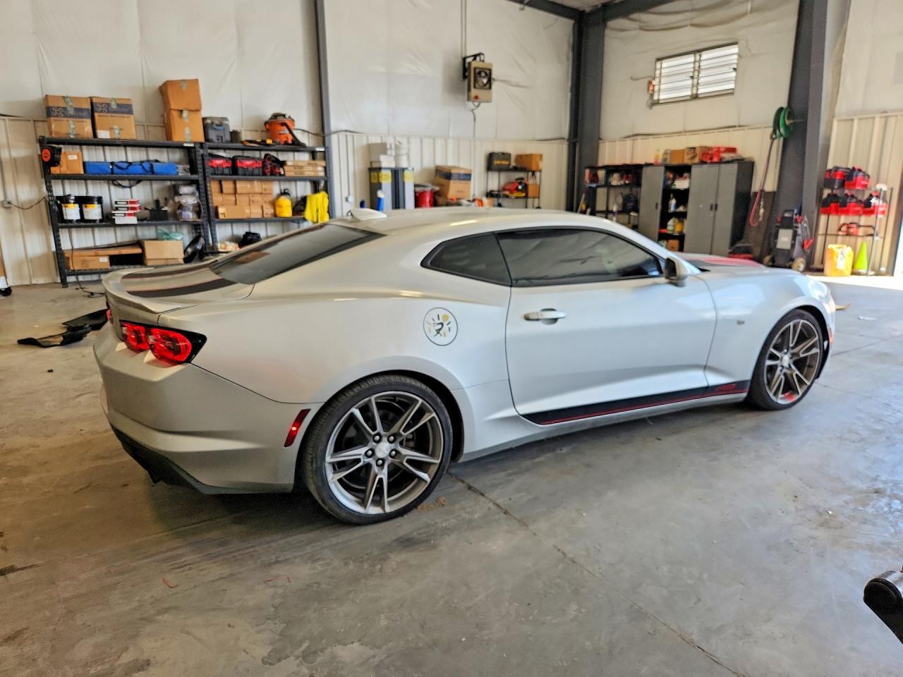 2019 Chevrolet Camaro Ls/Lt - zdjęcie 3