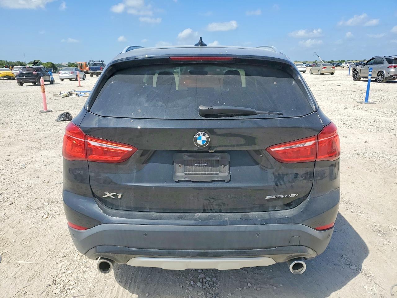 2020 BMW X1 Sdrive28I - zdjęcie 6