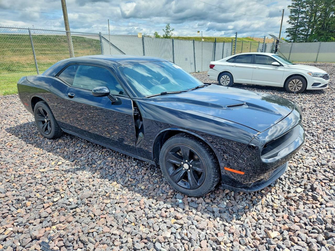 2015 Dodge Challenger Sxt - zdjęcie 4