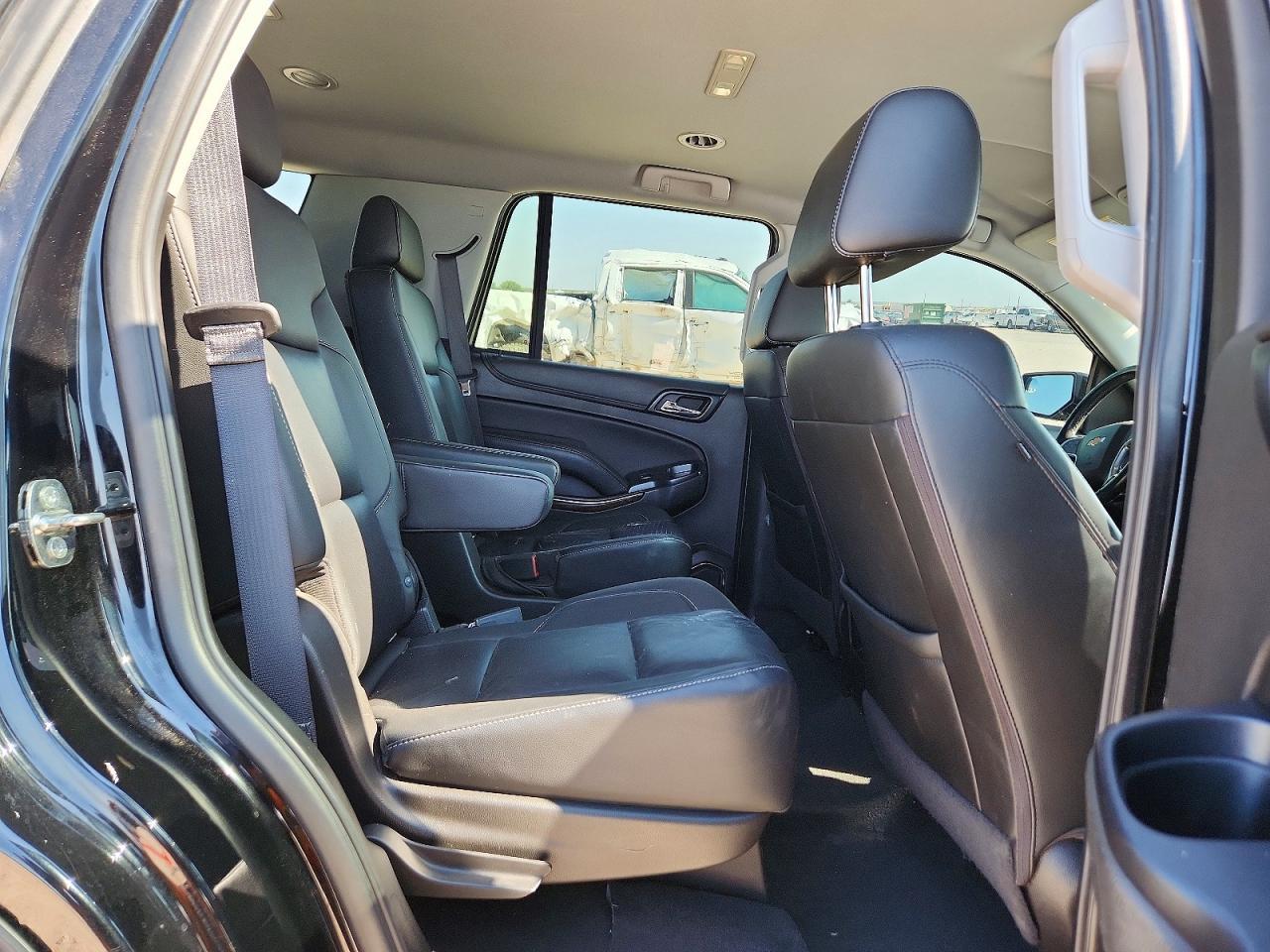 2020 Chevrolet Tahoe C1500 Lt - zdjęcie 11