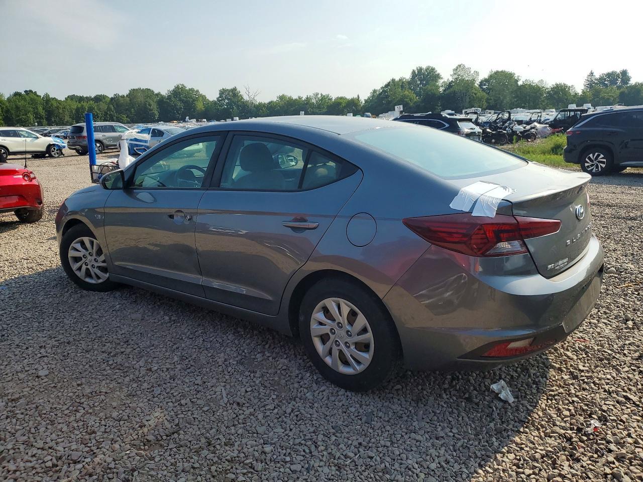 2019 Hyundai Elantra Se - zdjęcie 2