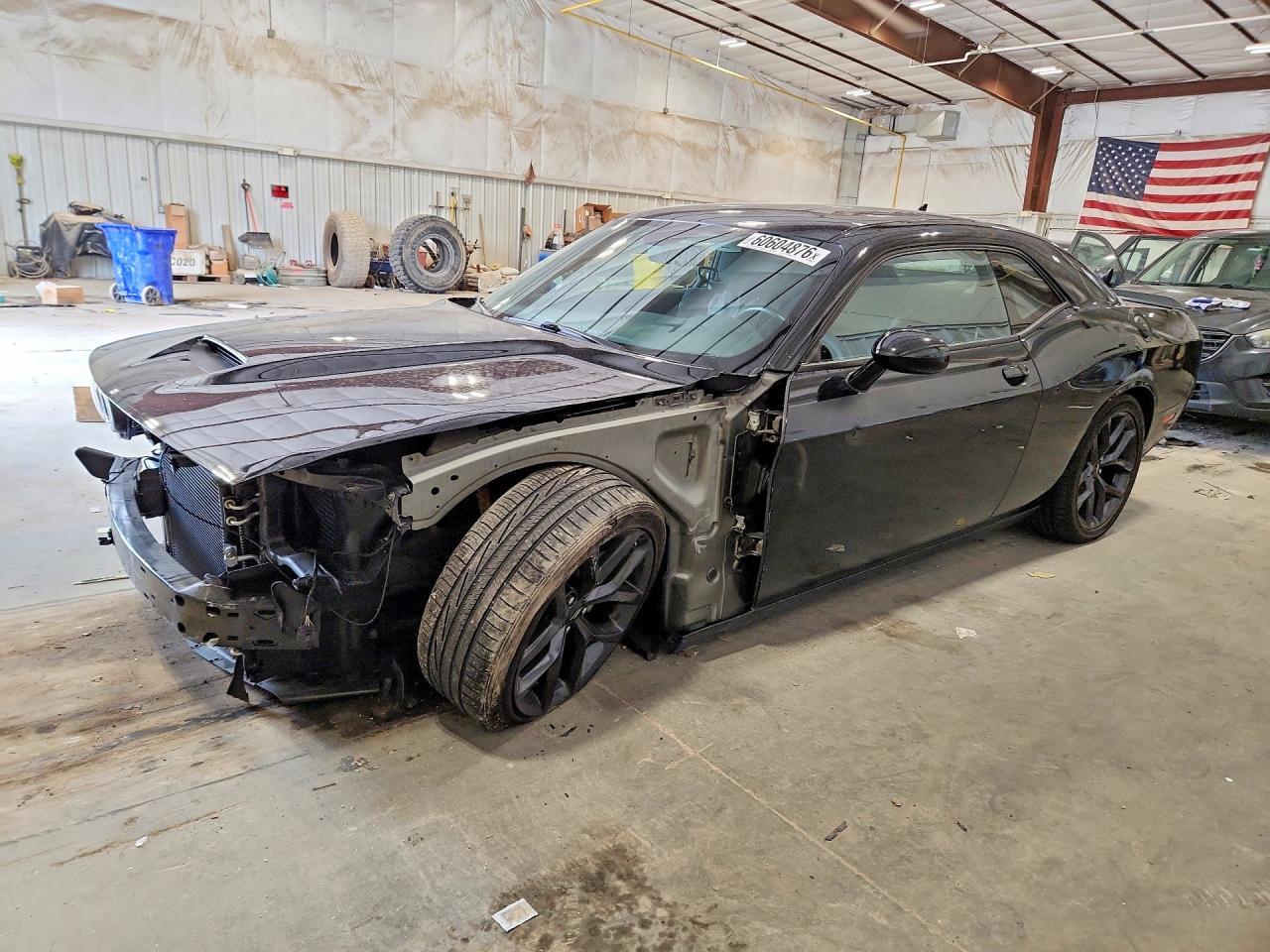 2023 Dodge Challenger R/T - zdjęcie główne