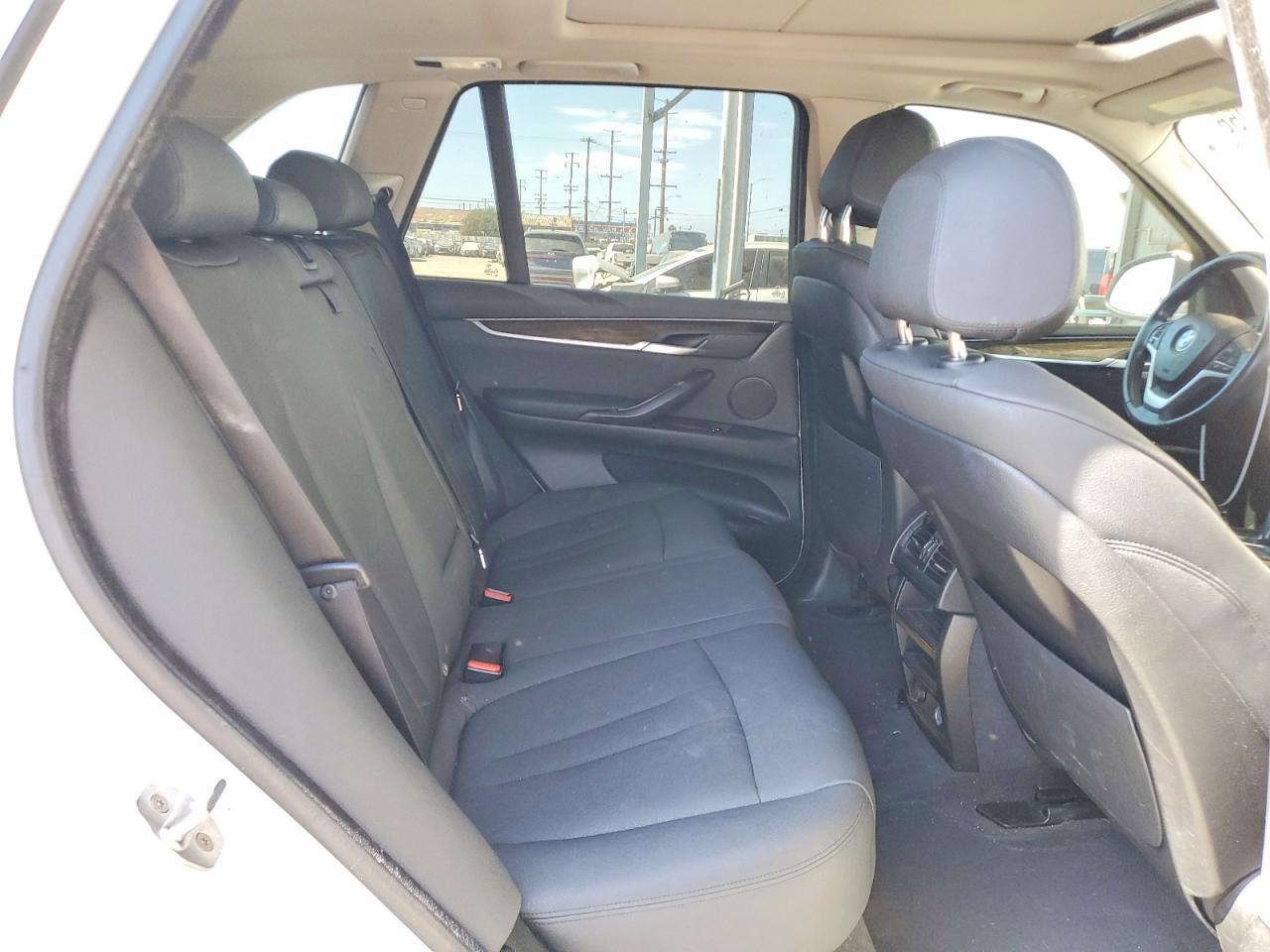 2016 BMW X5 Sdrive35I - zdjęcie 11