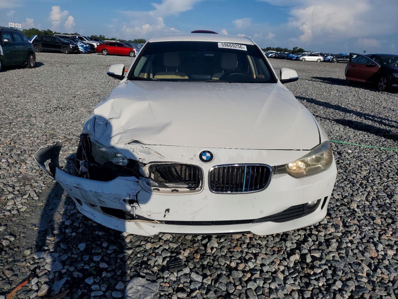 2015 BMW 320 I - zdjęcie 5