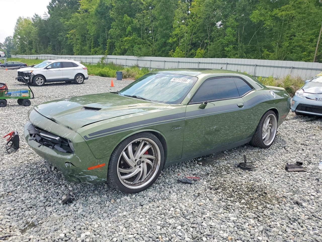 2018 Dodge Challenger R/T - zdjęcie główne