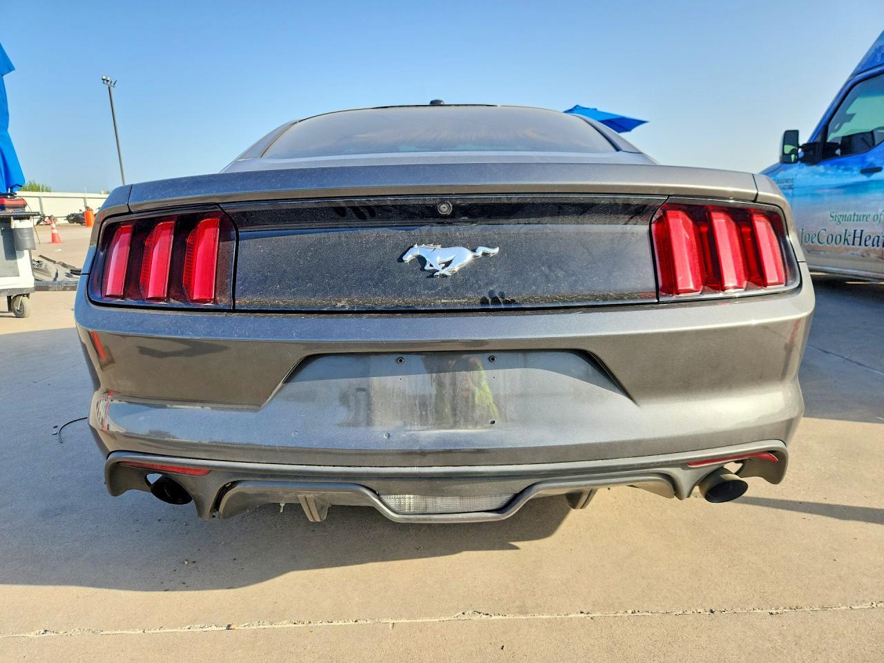 2017 Ford Mustang - zdjęcie 6