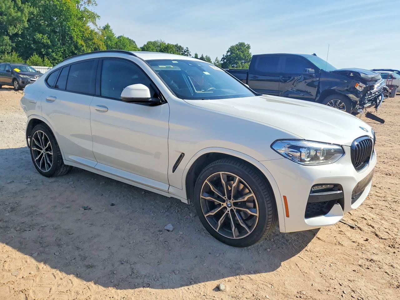 2021 BMW X4 xDrive30I - zdjęcie 4