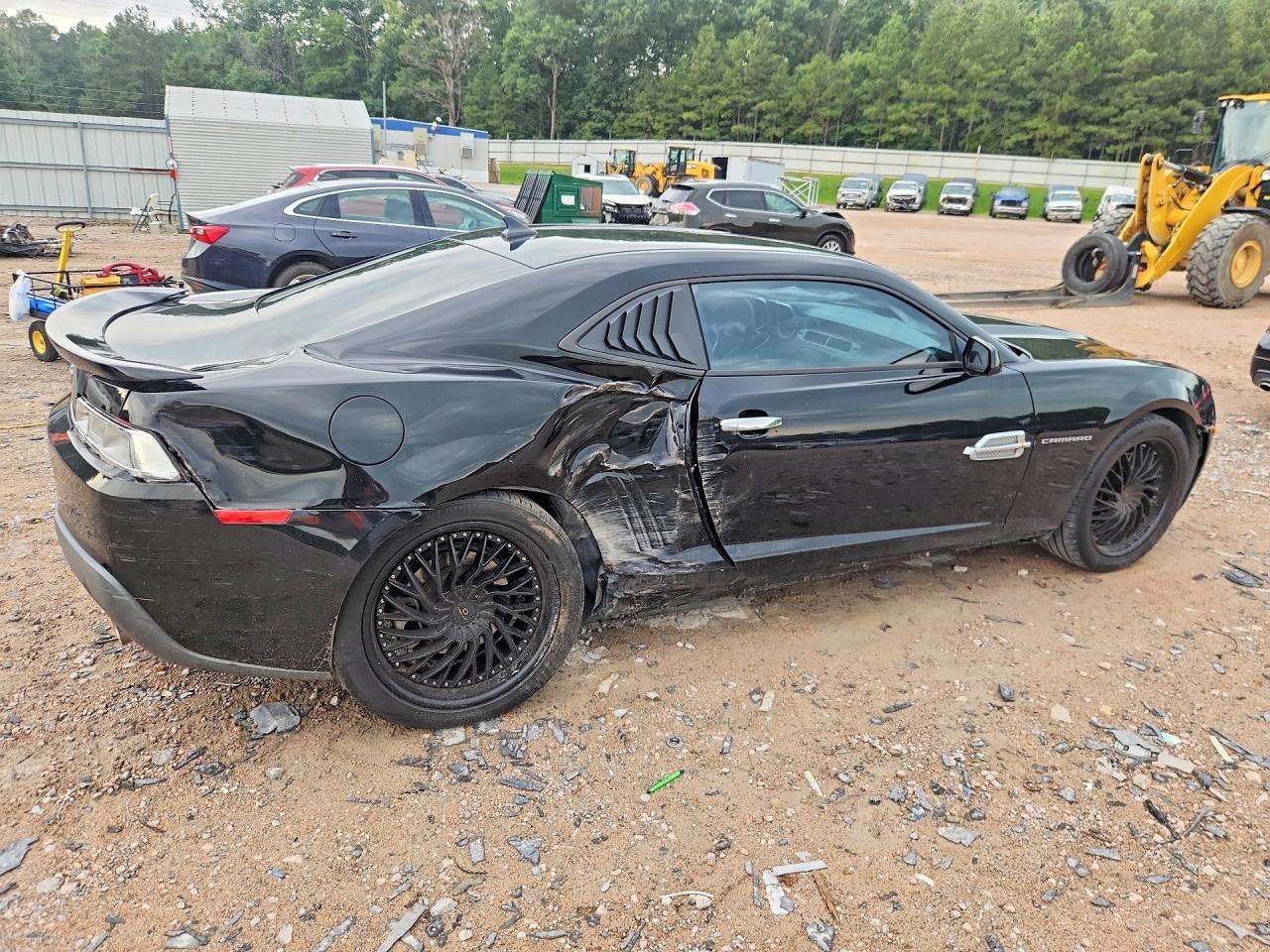 2015 Chevrolet Camaro Ls - zdjęcie 3