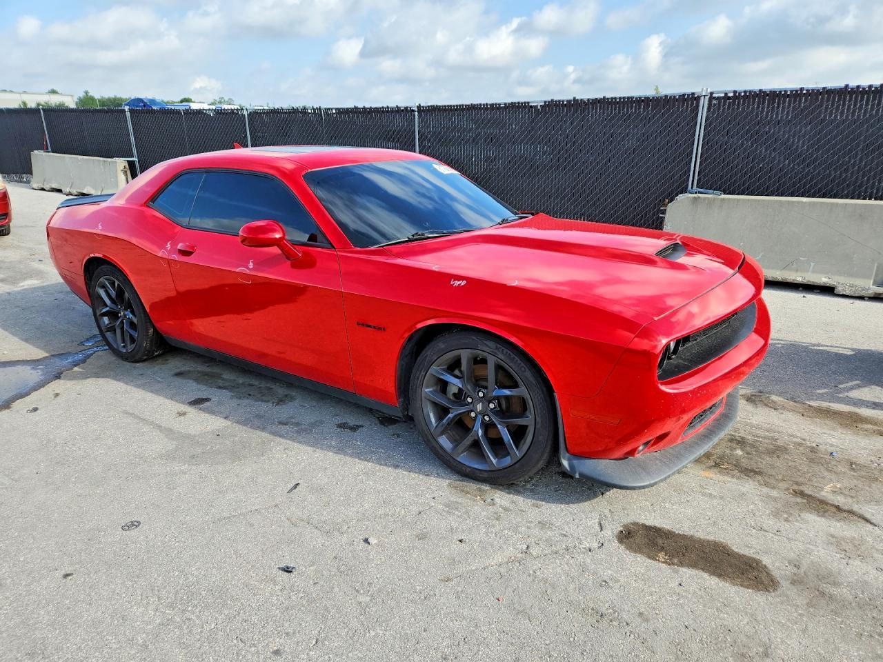 2022 Dodge Challenger R/T - zdjęcie 4