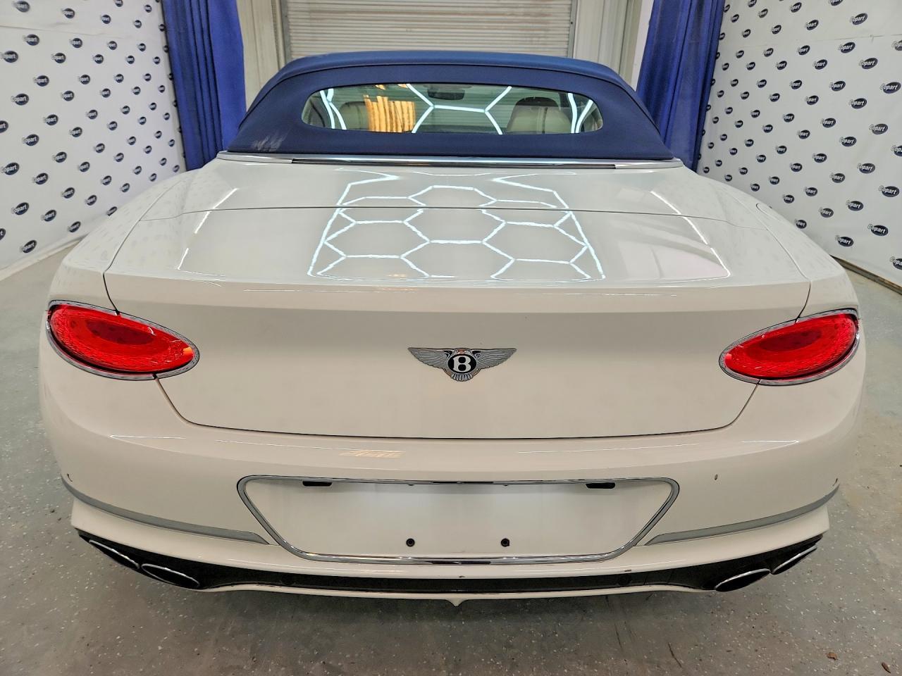 2022 Bentley Continental Gt - zdjęcie 6