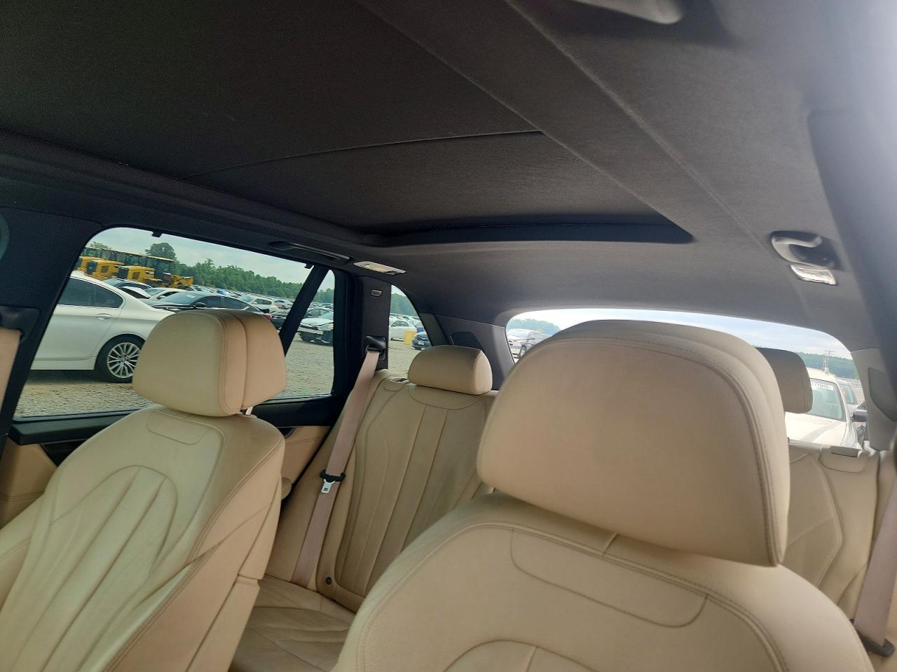 2017 BMW X5 xDrive35I - zdjęcie 10