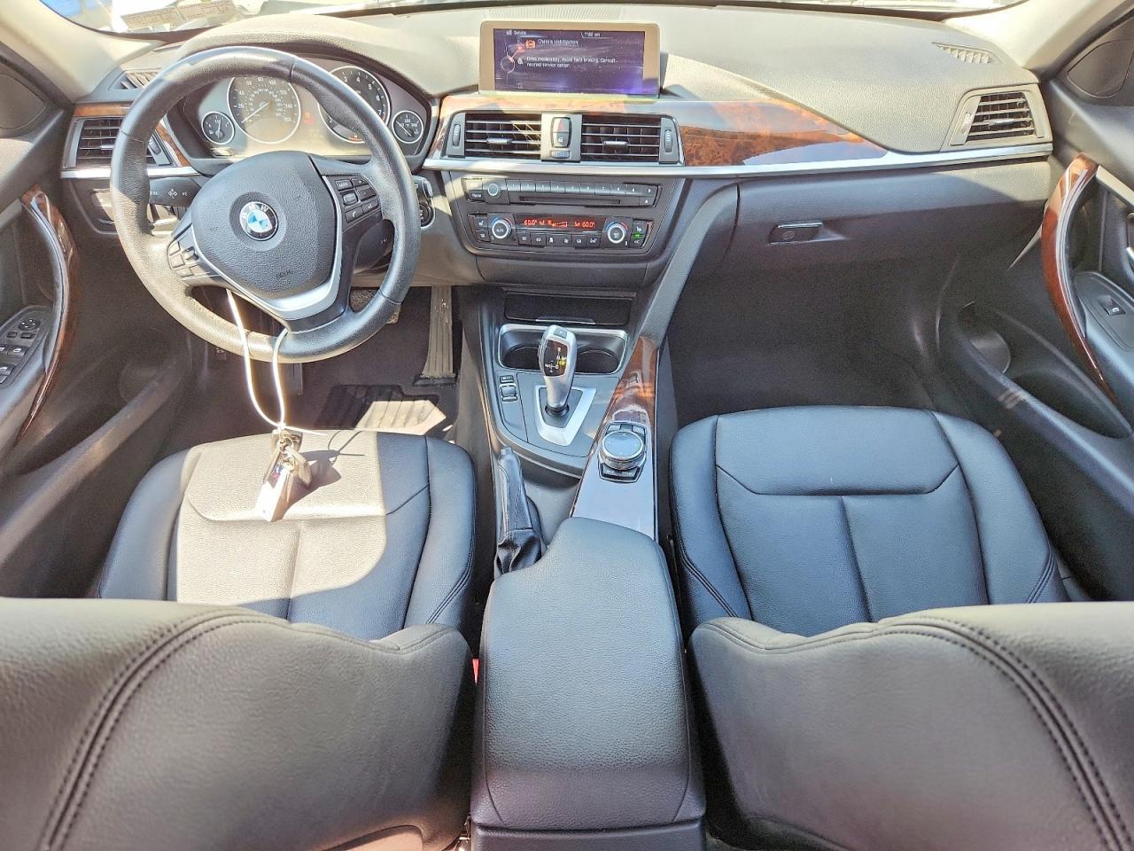 2014 BMW Seria 3 328i - zdjęcie 8