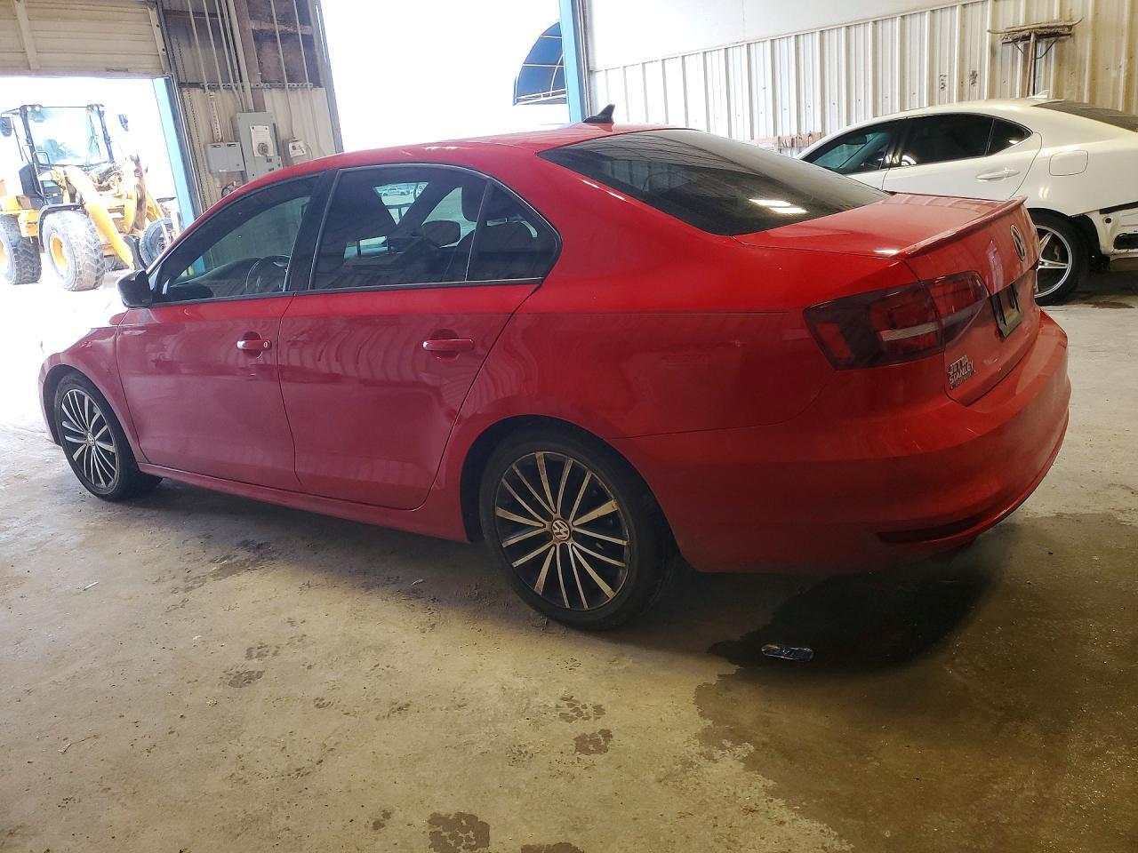 2017 Volkswagen Jetta Sport - zdjęcie 2