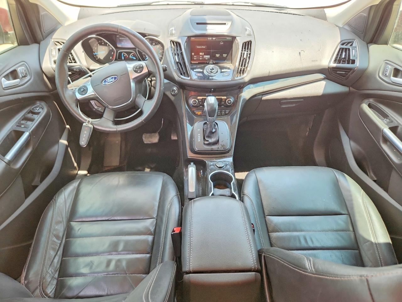 2015 Ford Escape Titanium - zdjęcie 8
