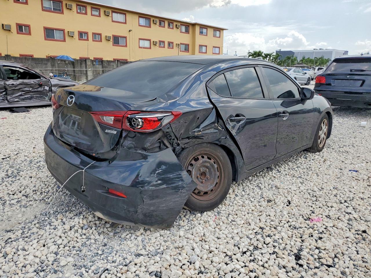 2015 Mazda 3 Sport - zdjęcie 3