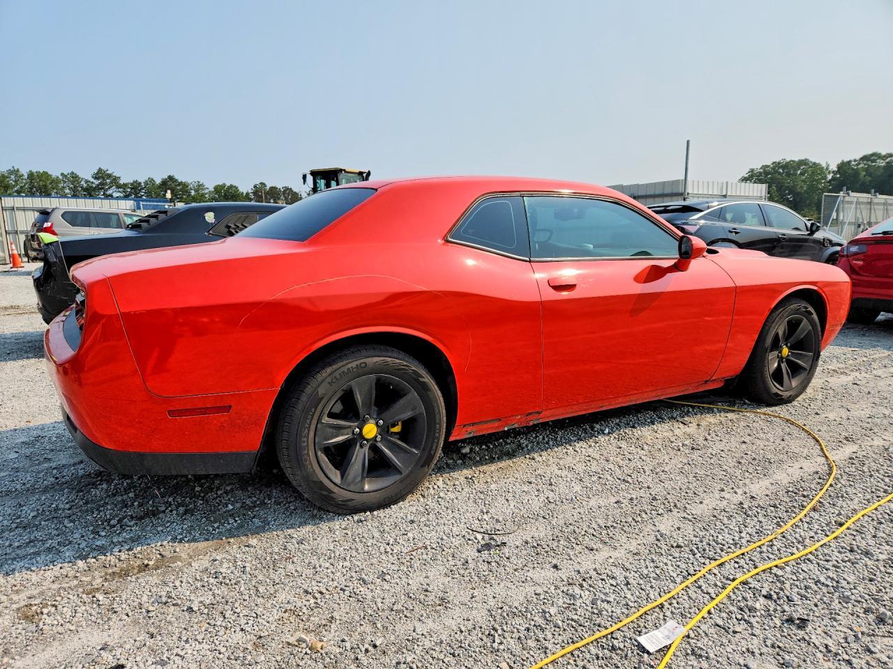 2016 Dodge Challenger Sxt - zdjęcie 3