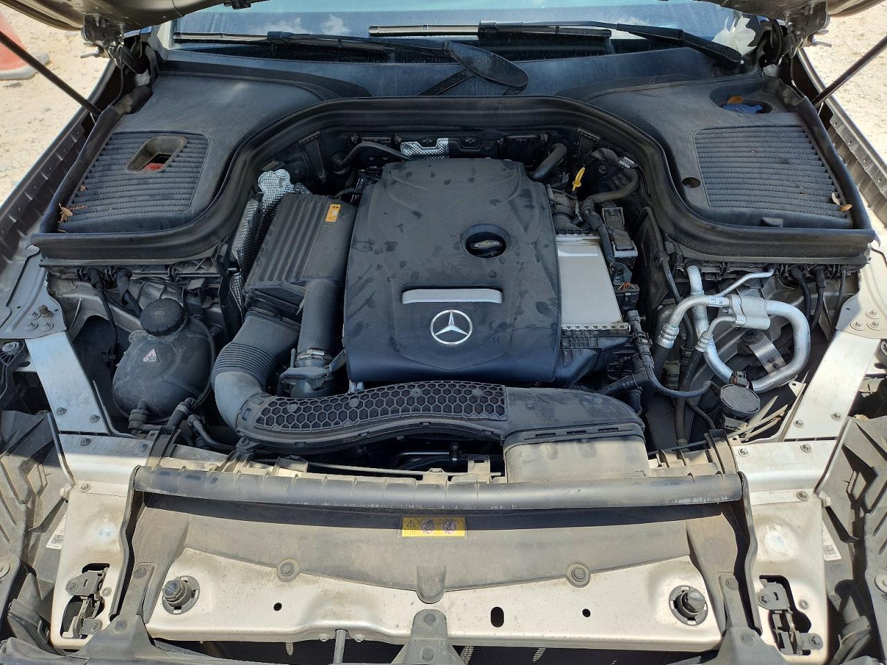 2019 Mercedes-Benz Glc 300 - zdjęcie 11