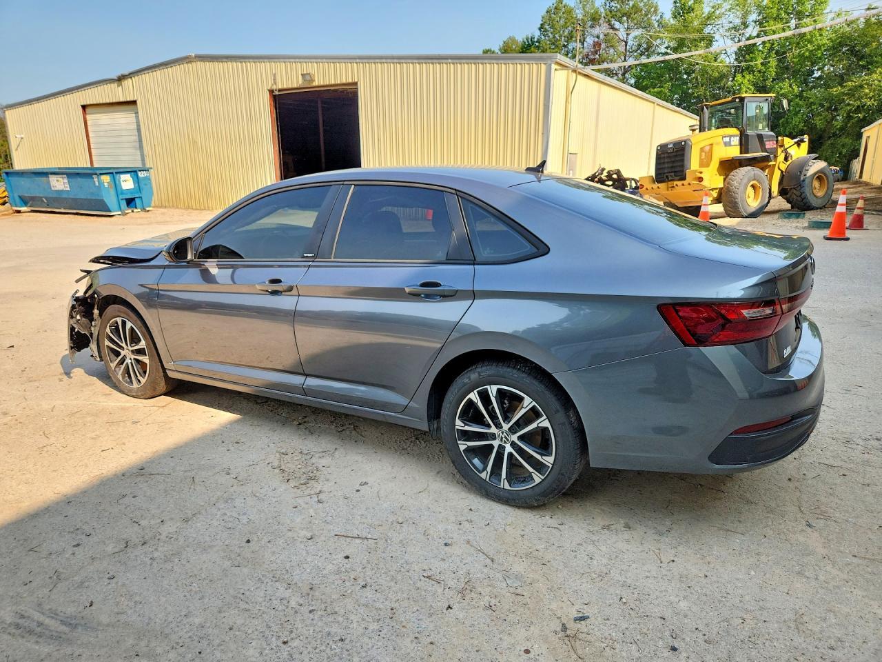 2025 Volkswagen Jetta Sport - zdjęcie 2