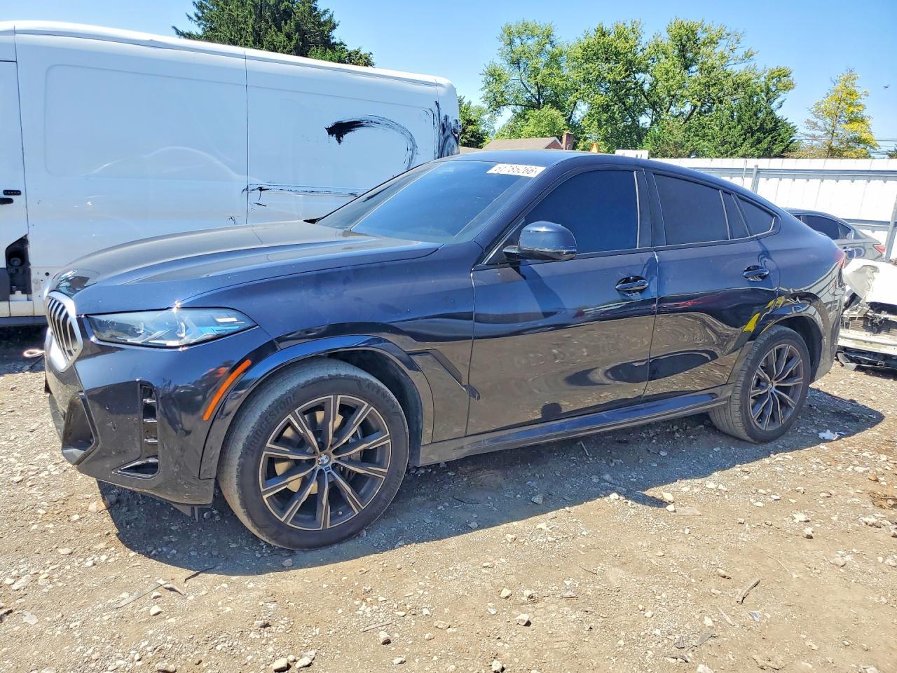 2025 BMW X6 xDrive40I - zdjęcie główne