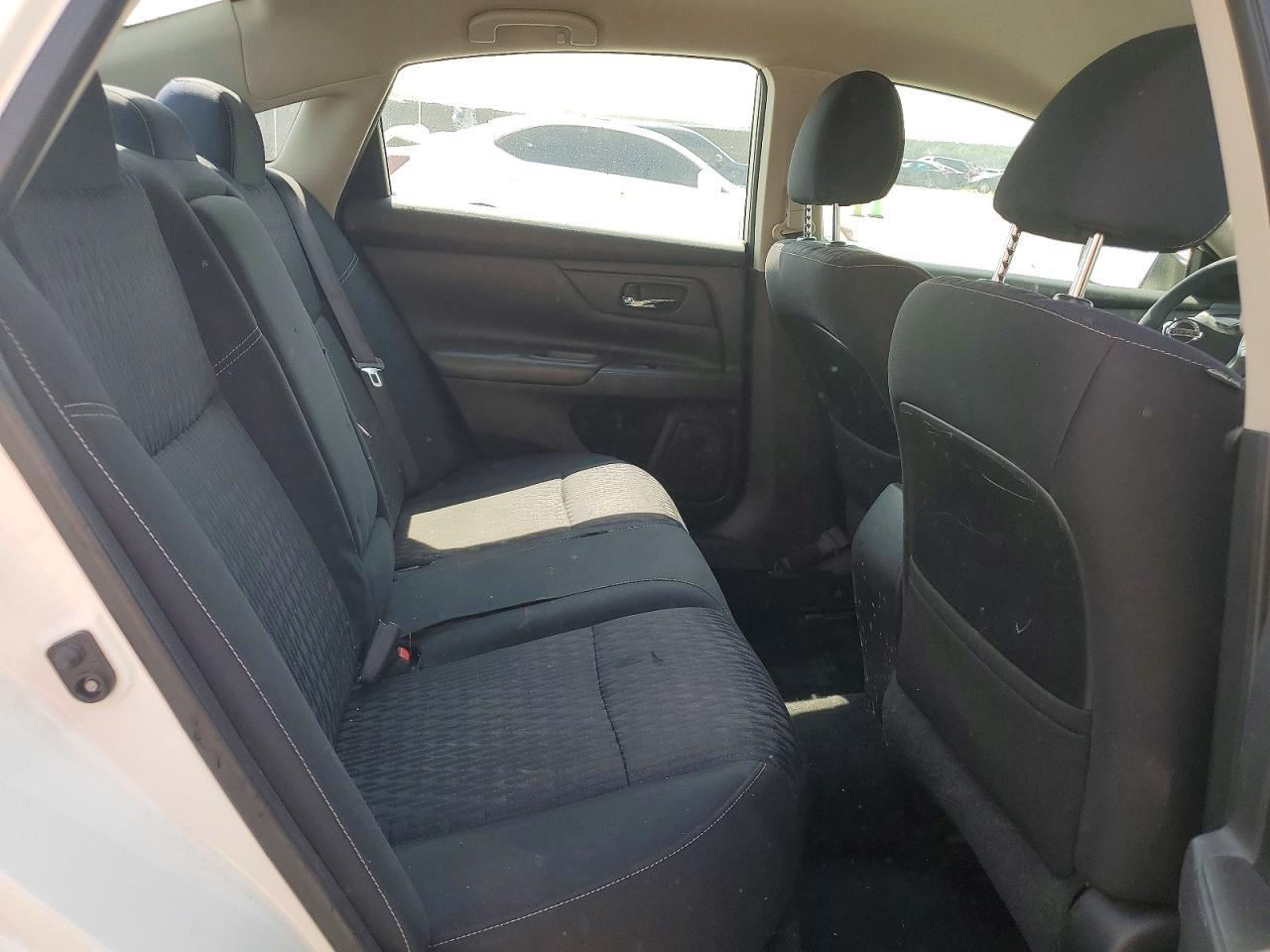 2017 Nissan Altima 2.5 S - zdjęcie 10