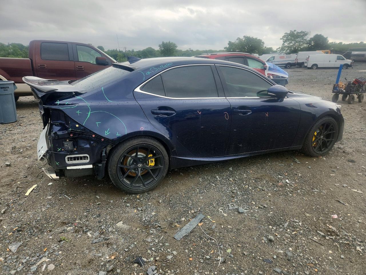2017 Lexus Is 300 - zdjęcie 3