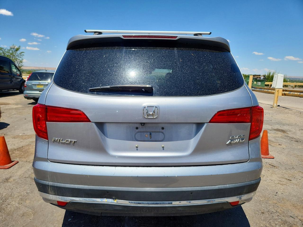2017 Honda Pilot Elite - zdjęcie 6
