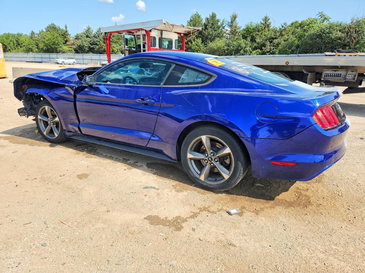 2016 Ford Mustang - zdjęcie 2