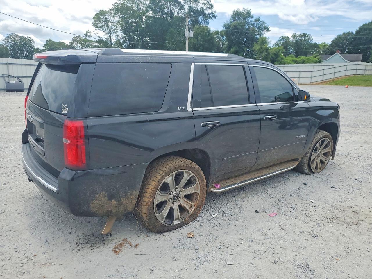 2015 Chevrolet Tahoe C1500 Ltz - zdjęcie 3