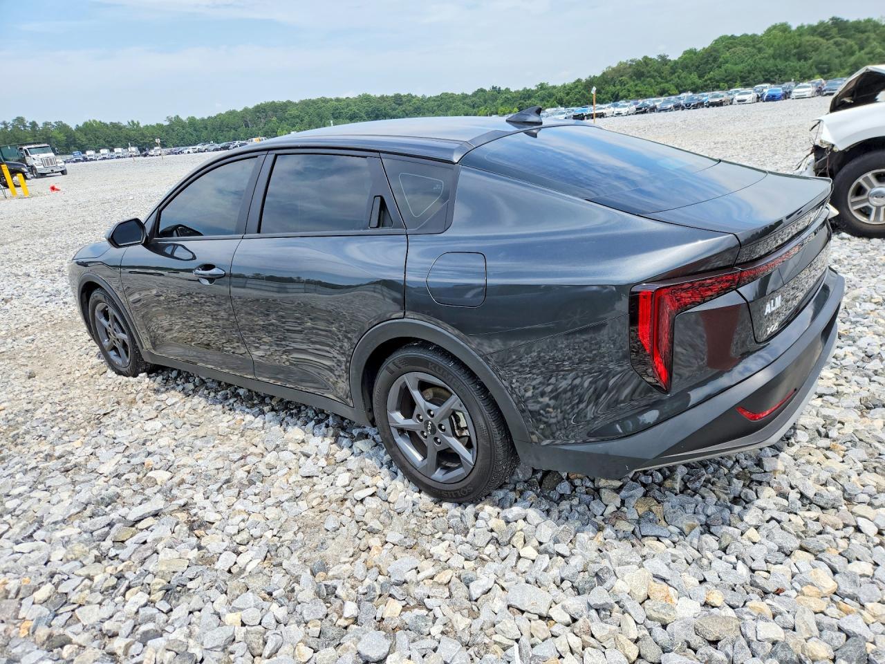 2025 Kia K4 Lxs - zdjęcie 2
