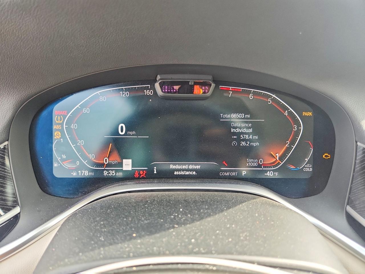 2021 BMW Seria 7 740i - zdjęcie 9