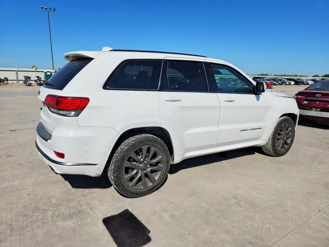 2019 Jeep Grand Cherokee Overland - zdjęcie 3