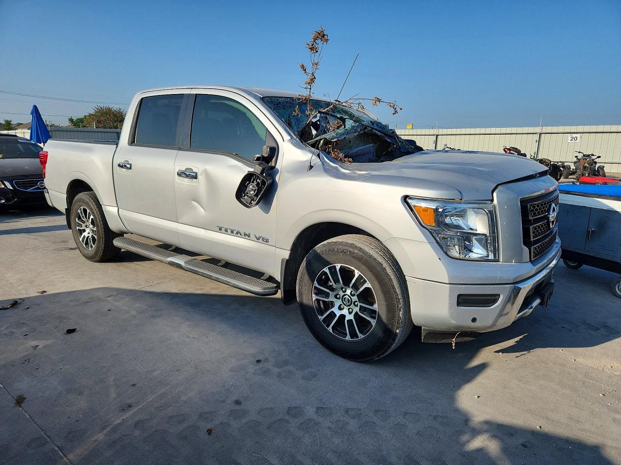 2020 Nissan Titan Sv - zdjęcie 4