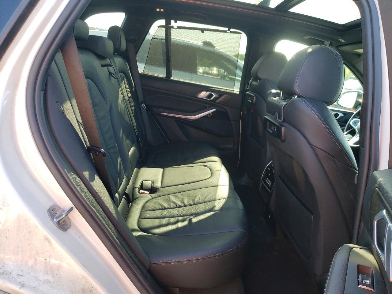 2019 BMW X5 xDrive40I - zdjęcie 11