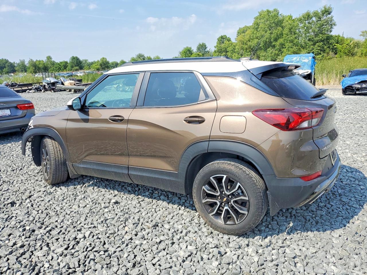 2021 Chevrolet Trailblazer Activ - zdjęcie 2